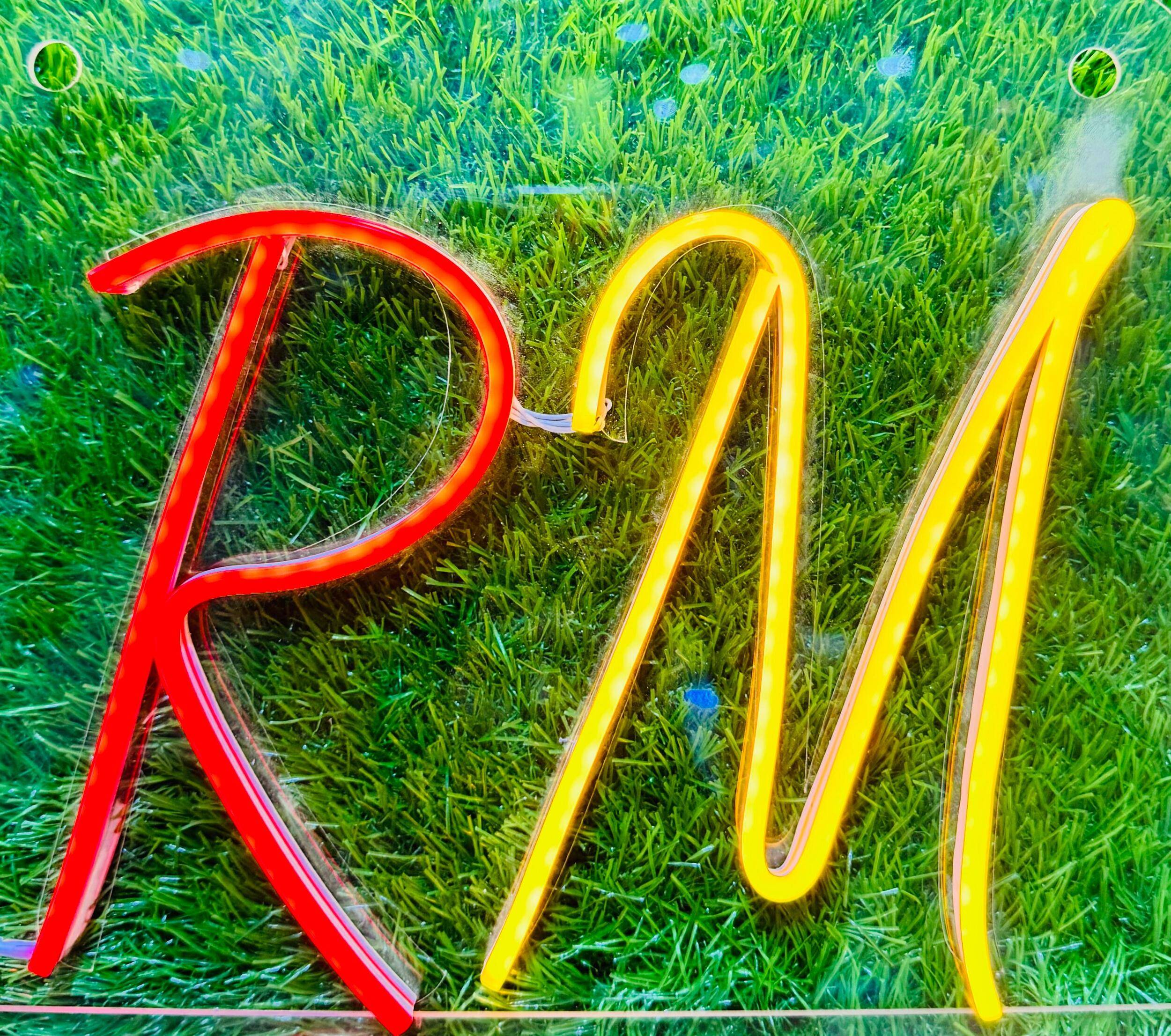 Raza Mobiles and Laptops