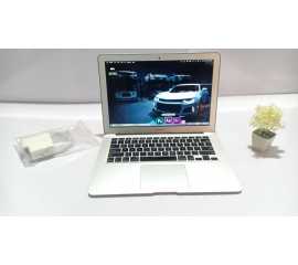 Apple MacBook Air 2012, 4GB RAM 128GB SSD Intel Core i5 13.3" Display (Used)