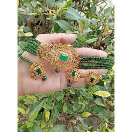 Wedding & Party Wear Chokar Necklace With Earing Tikka Jewellery Set