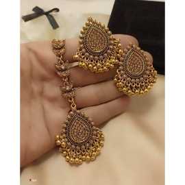 Beautiful Design Earing and Tikka Set