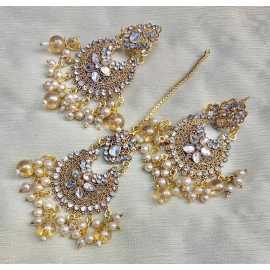High Quality Traditional Earrings And Bindi For Women By Ornaments