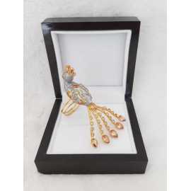 Stylish Brooch By Ornaments