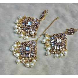Good Quality Traditional Earrings And Bindi For Women By Ornaments