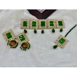 Necklace With Earrings For Women By Ornaments - Green Color