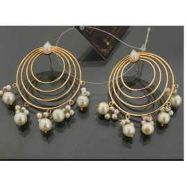 Good Quality Ornaments Collection New In Trend Design Earrings