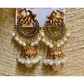 Trendy Traditional Design Drop White Pearls Earrings For Women