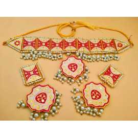 Best Necklace Set For Women By Ornaments