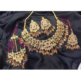 Indian Design Jewelry Necklace and Earrings With Complete Set - Gold