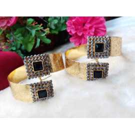 Amazing Trendy New Design Bangle For Women One Pair