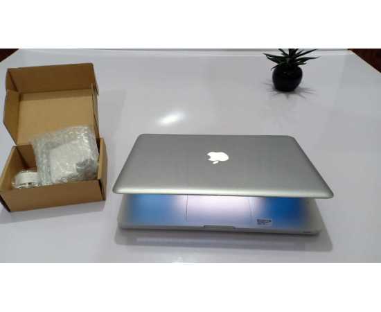 Apple MacBook Pro 2009/10, 4GB RAM 128GB SSD 13.3" Display (Used)