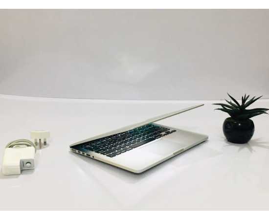Apple MacBook Pro 2014, 8GB RAM 128GB SSD Intel Core i5 Retina 13.3″ Display (Used)