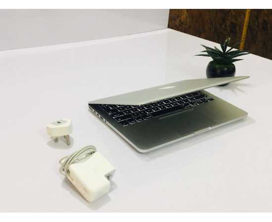 Apple MacBook Pro 2014, 8GB RAM 128GB SSD Intel Core i5 Retina 13.3″ Display (Used)