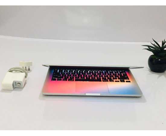 Apple MacBook Pro 2015, 8GB RAM 128GB SSD Intel Core i5 Retina 13.3″ Display (Used)