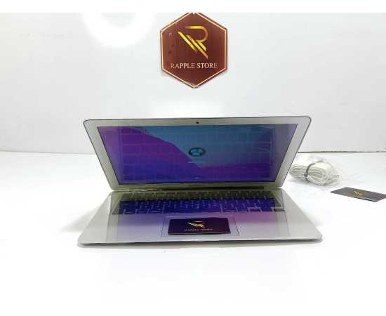 Apple MacBook Air 2015, 4GB 128GB SSD 13.3″ Retina Display Core i5 (Used)