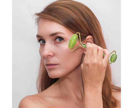 Jade Roller and Gua Sha Tools Set