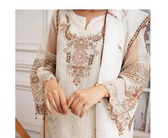 Bint al Bilaad Fancy Embroidered Suit For Women - Off White - Pack of 3 PCS Bint al Bilaad Fancy Embroidered Suit For Women - Off White - Pack of 3 PCS