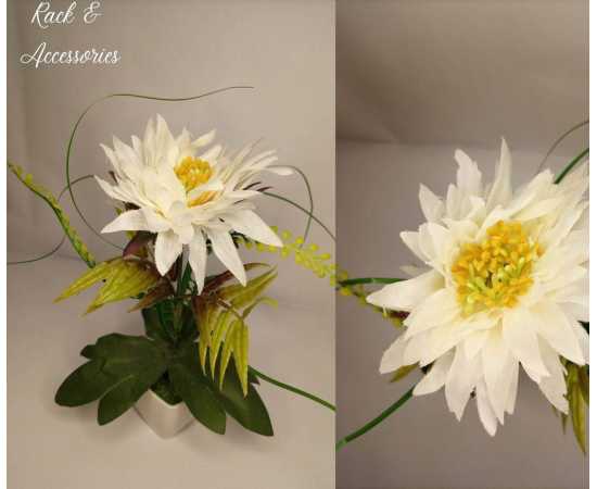 One piece Mini Plant Artificial Decoration Piece