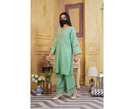 Jacquard Stitched Luxury Formal 2 PCS Suit For Women - GreenJacquard Stitched Luxury Formal 2 PCS Suit For Women - Green