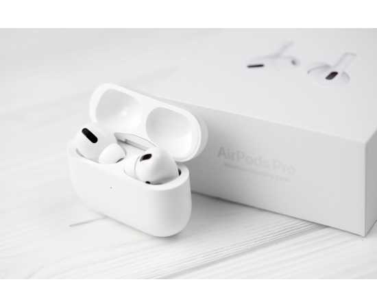 AIRPODS PRO IN WHITE WIRELESS BLUETOOTH
