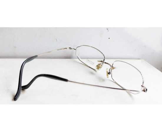 Beautiful Guccci Metal Silver Eyeglass Frame