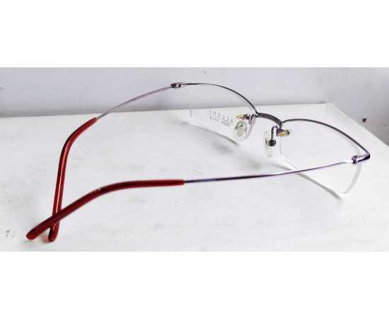 Beautiful Accent Design Metal Eyeglass Frame Square Shape